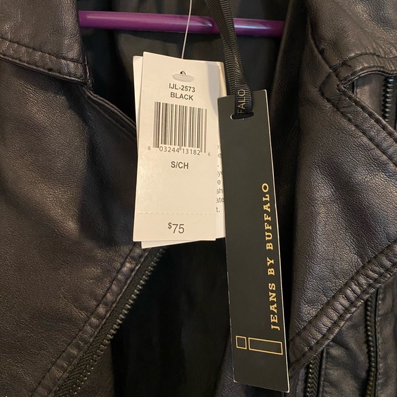 Faux leather jacket - Picture 4 of 6